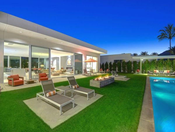 Palm Springs Home 990645