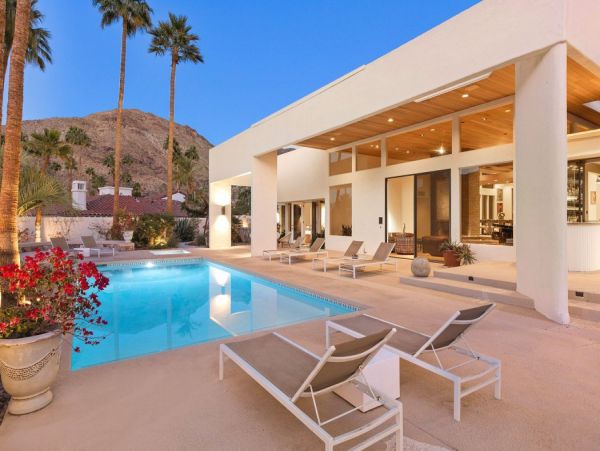 Palm Springs Home 990648