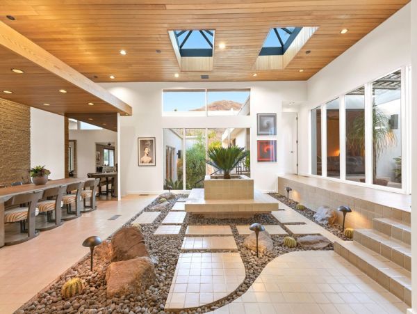Palm Springs Home 990648