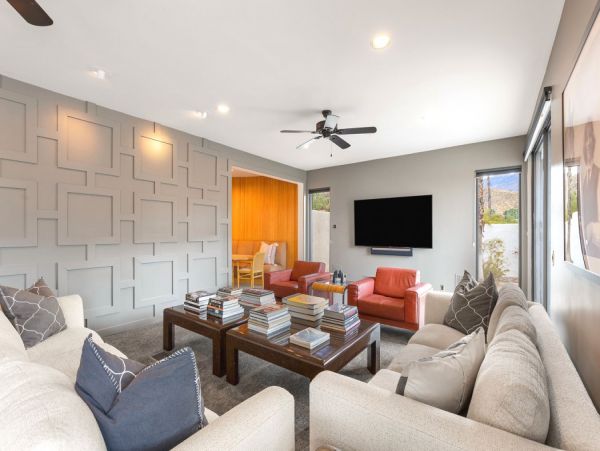 Palm Springs Home 990648