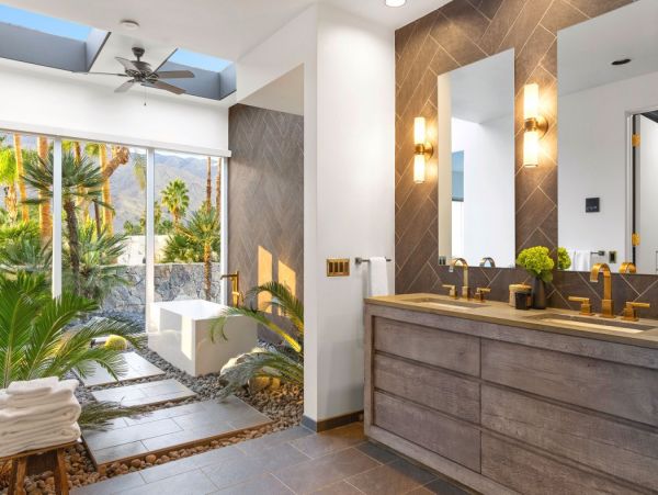 Palm Springs Home 990648