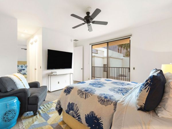 Palm Springs Home 990648