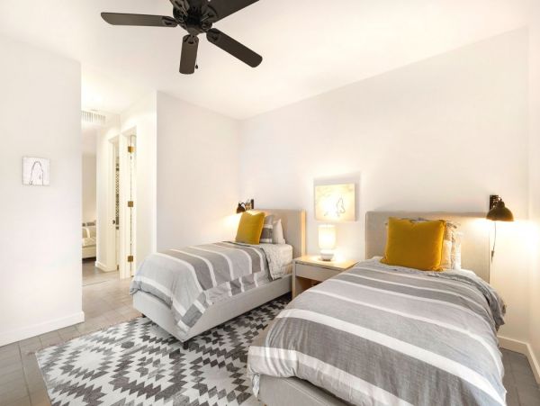 Palm Springs Home 990648