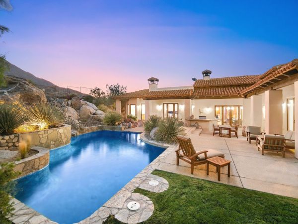 Palm Springs Home 990649
