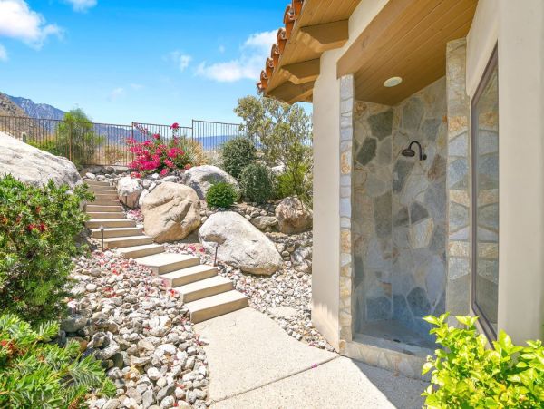 Palm Springs Home 990649