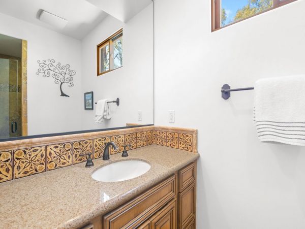 Palm Springs Home 990649