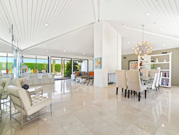 Palm Springs Home 990650