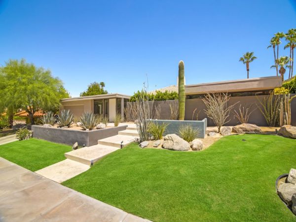 Palm Springs Home 990650