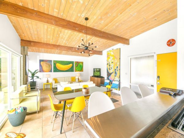Palm Springs Three Bedroom Stylish Home With Pool and Hot Tub
