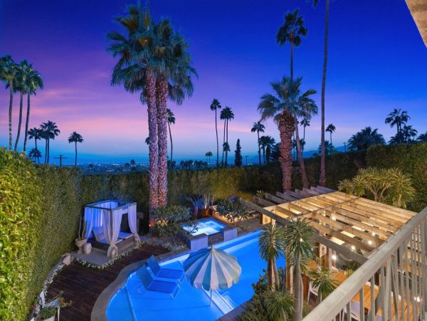 Palm Springs Home 990652