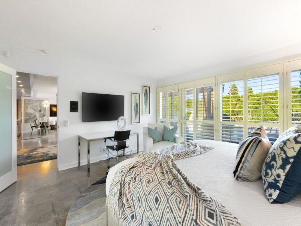 Palm Springs Home 990652