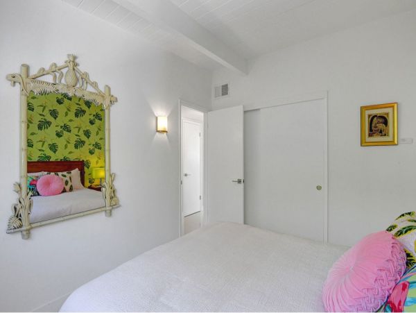 Palm Springs Home 990653