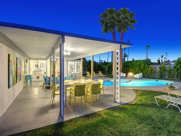 Palm Springs Home 990653