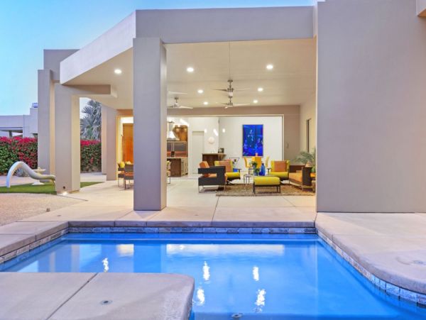 Palm Springs Home 990654