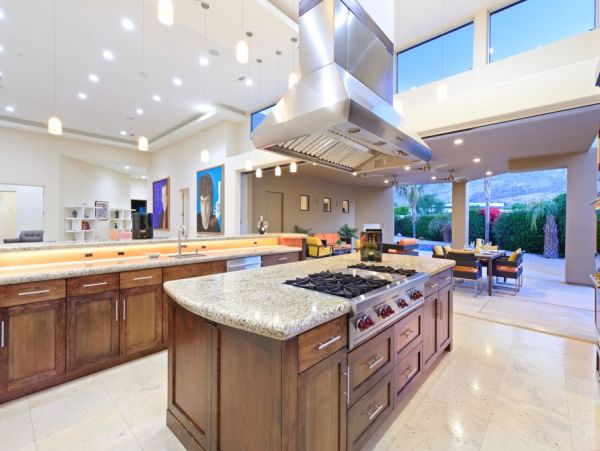 Palm Springs Home 990654