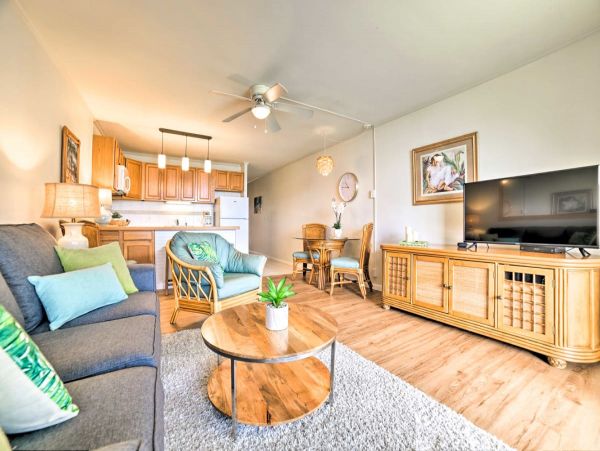 Beautiful Kihei Condo with Panoramic Ocean Views
