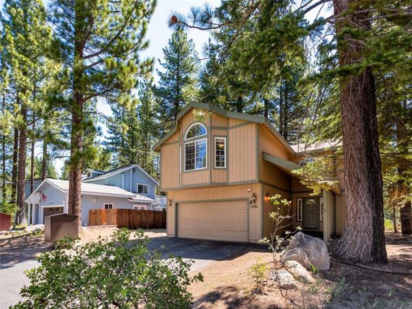 Lake Tahoe South Shore Home 990690