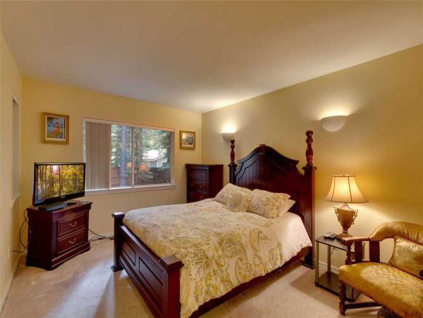 Lake Tahoe South Shore Home 990692