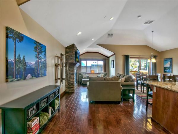 Lake Tahoe South Shore Home 990695