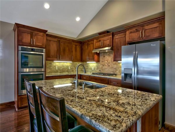 Lake Tahoe South Shore Home 990695