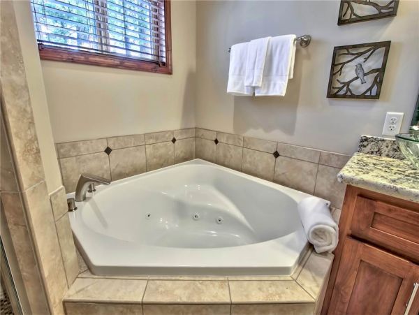 Lake Tahoe South Shore Home 990695