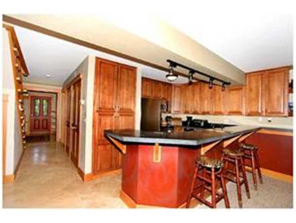 Lake Tahoe South Shore Home 990699