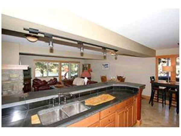 Lake Tahoe South Shore Home 990699