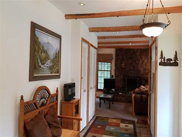 Lake Tahoe South Shore Home 990701