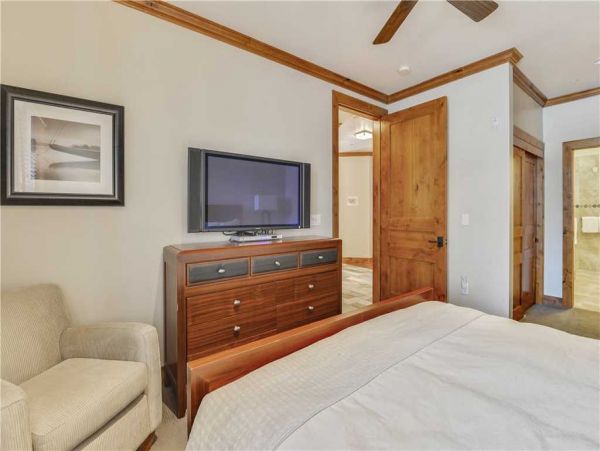 Lake Tahoe South Shore Home 990702