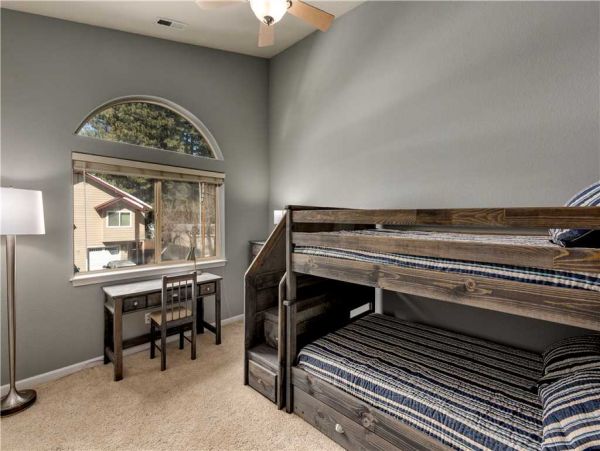 Lake Tahoe South Shore Home 990704