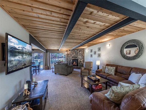 Lake Tahoe South Shore Home 990705