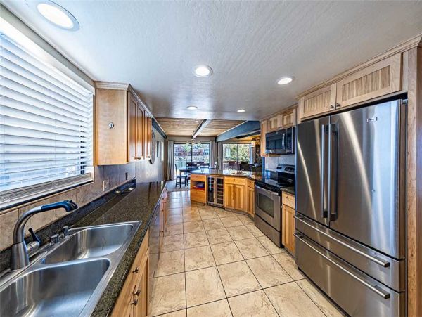 Lake Tahoe South Shore Home 990705