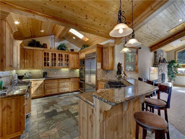 Lake Tahoe South Shore Home 990706