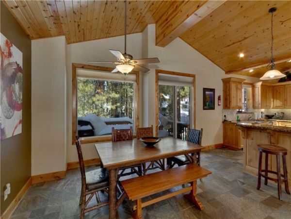 Lake Tahoe South Shore Home 990706