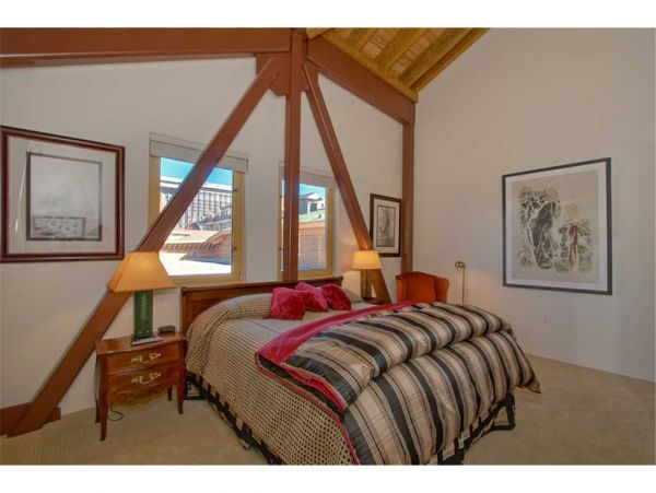 Lake Tahoe South Shore Home 990707