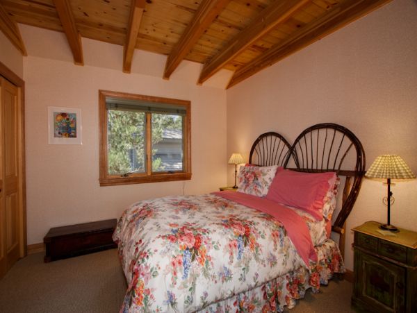 Lake Tahoe South Shore Home 990708