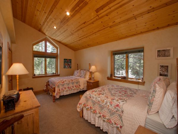 Lake Tahoe South Shore Home 990708