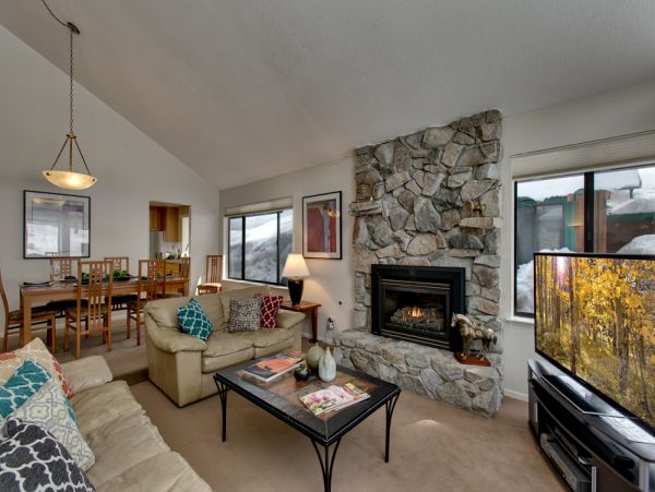 Lake Tahoe South Shore Home 990709