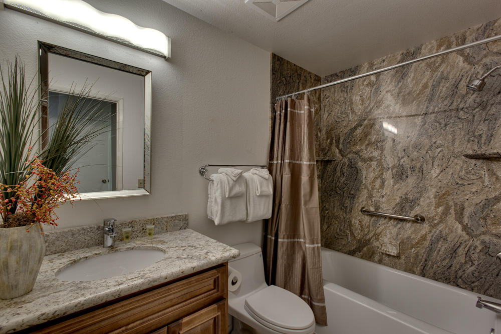 Lake Tahoe South Shore Home 990709