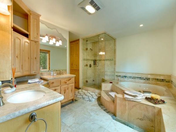 Lake Tahoe South Shore Home 990710