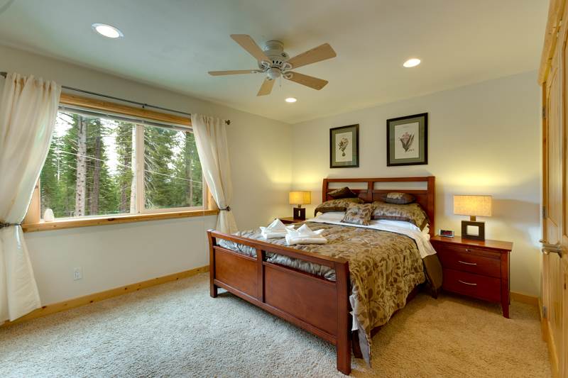 Lake Tahoe South Shore Home 990710