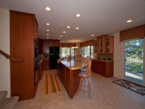 Lake Tahoe South Shore Home 990712