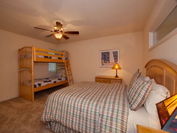Lake Tahoe South Shore Home 990712