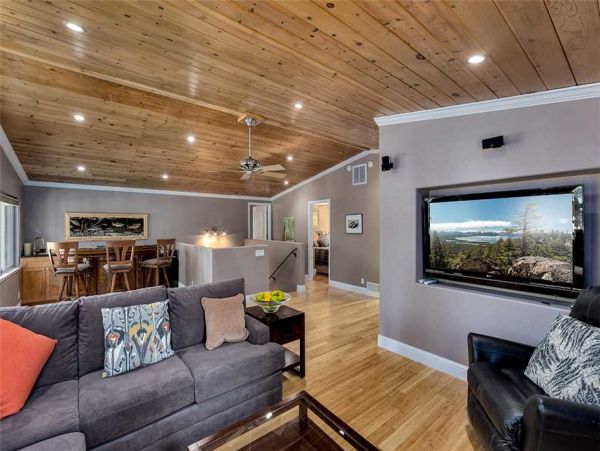 Lake Tahoe South Shore Home 990714