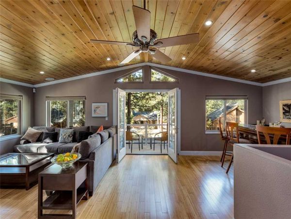 Lake Tahoe South Shore Home 990714