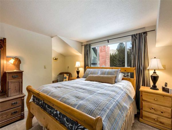 Lake Tahoe South Shore Home 990715