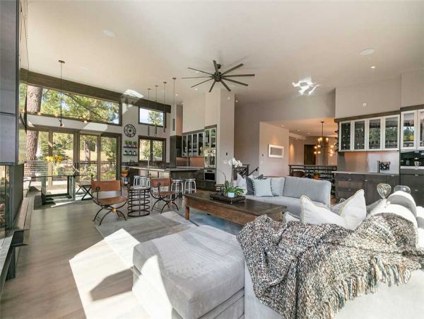 Lake Tahoe South Shore Home 990716