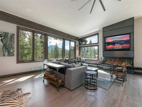 Lake Tahoe South Shore Home 990716