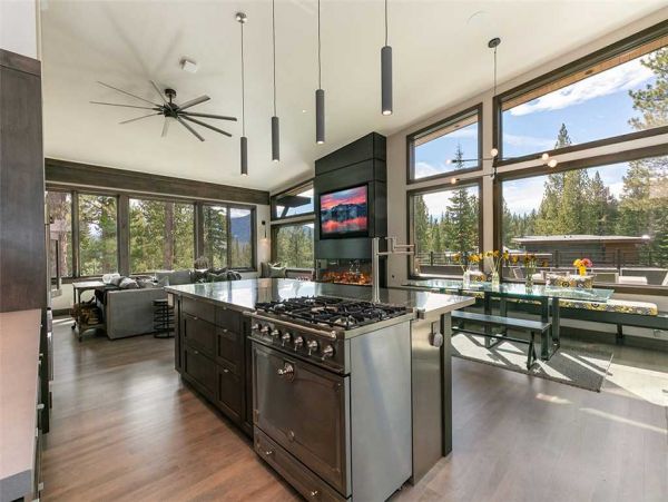 Lake Tahoe South Shore Home 990716