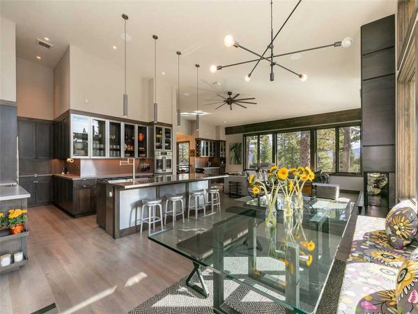 Lake Tahoe South Shore Home 990716